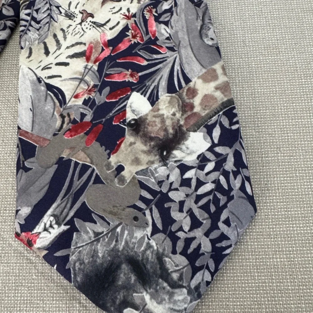 Wild Animal Silk Tie Gray/Black/Brown‎